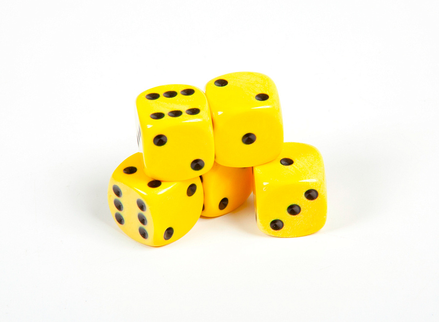 1225 Набор из 5 кубиков D6, 16мм. Желтый с черными точками в блистере