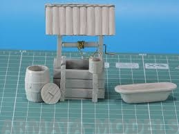 ED-3505 Дополнения для моделей Wooden water well with wooden bucket, wooden barrel and wooden manger.