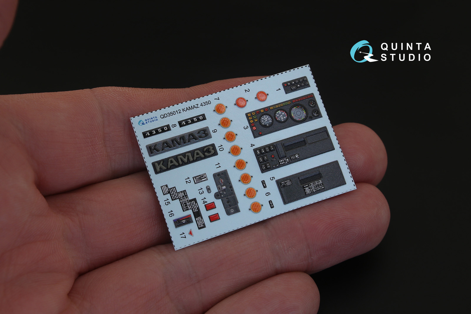 QD35012 3D Декаль интерьера кабины для семейства 4350 Мустанг