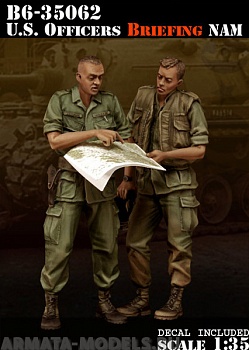 B6-35062 US Officers Briefing