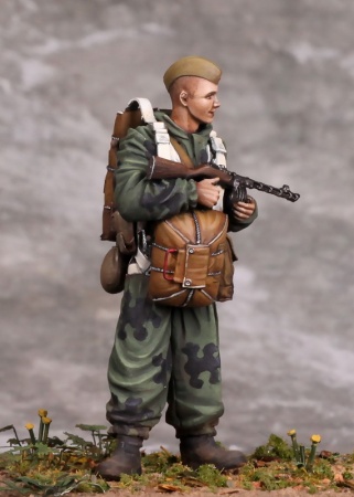 3103SOGA Автоматчик парашютист РККА.1941 г. SOGA Miniatures